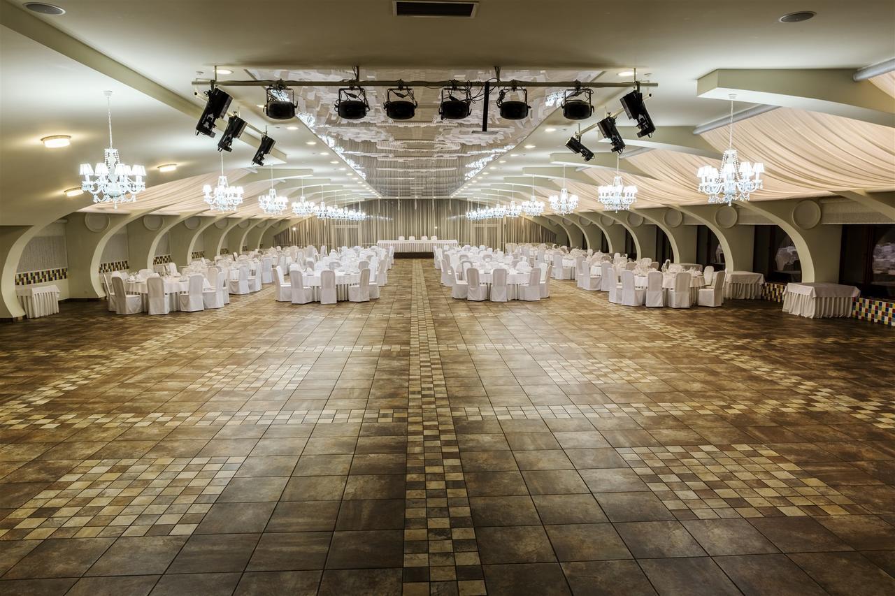 Hutor Hotel Dnipro Eksteriør bilde