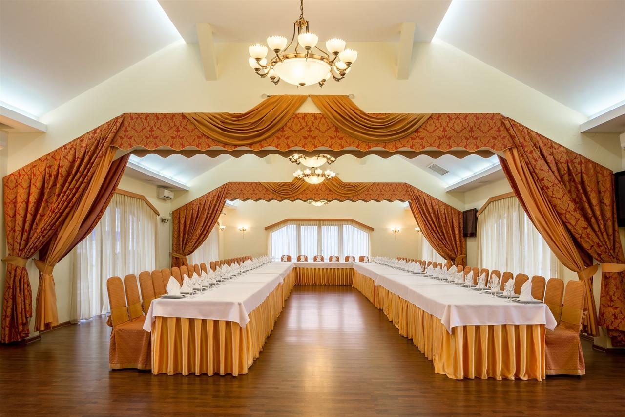 Hutor Hotel Dnipro Eksteriør bilde